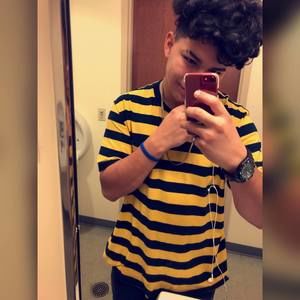 Meet your Posher, Luis d.